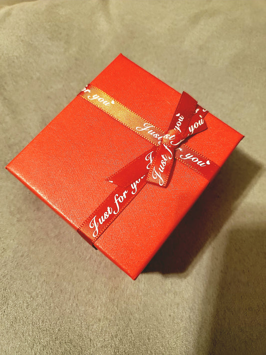 Leather Watch w/Bracelet & Gift Box for Women - Black/White