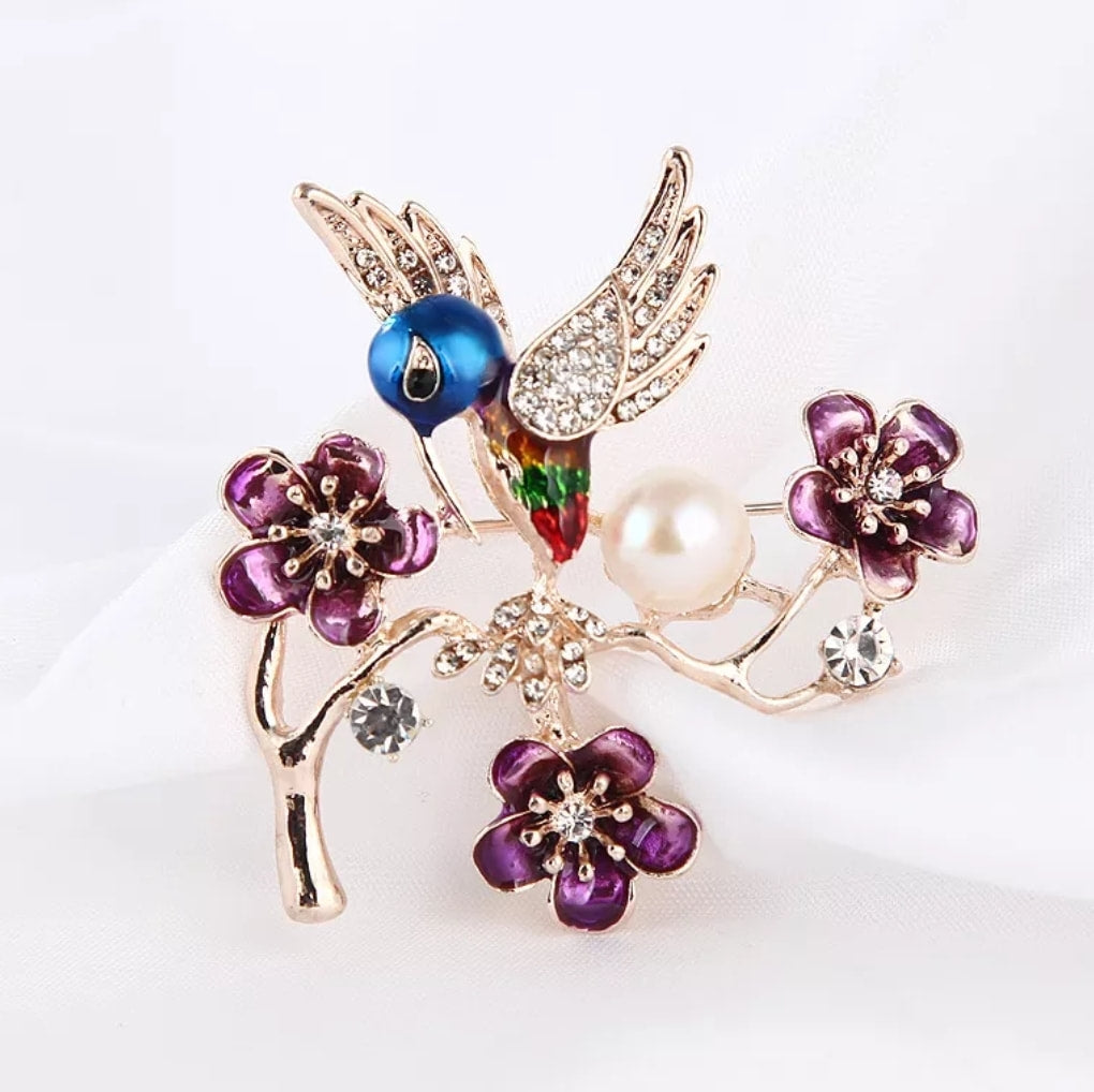 Hummingbird Brooch