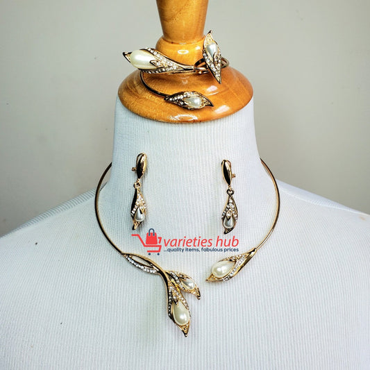 Leafy Pearl Brazilian Jewelry Set