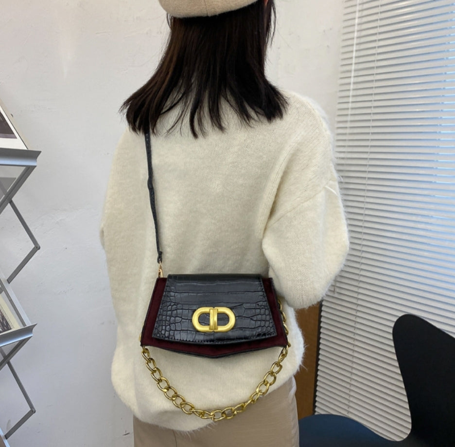 Emery Croc Small Shoulder Bag - Wine Red